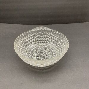 Vintage‎ Clear Glass Diamond Pattern Star Flower Bottom Scalloped Edge & Handles